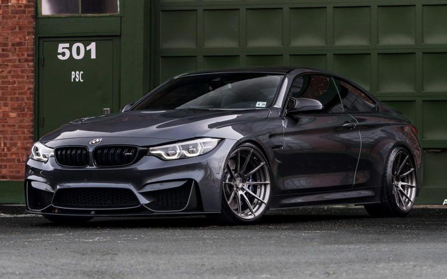 BMW M4 Coupe on ADV.1 Wheels (ADV10 M.V2 CS) (F82) '2019
